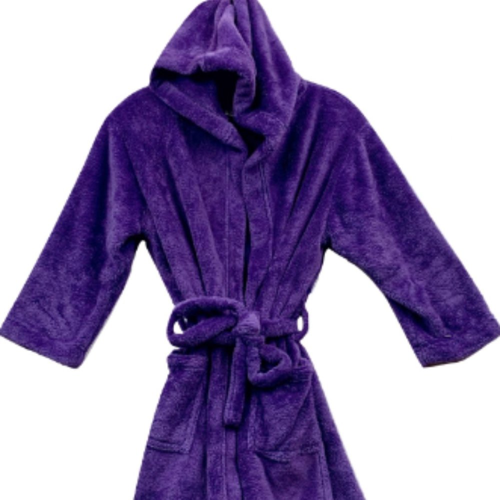 Robe - Picture 1 of 1